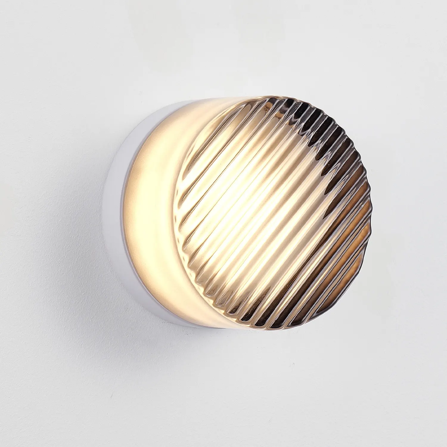 Black Glass Wall Sconce, image 6 of 7