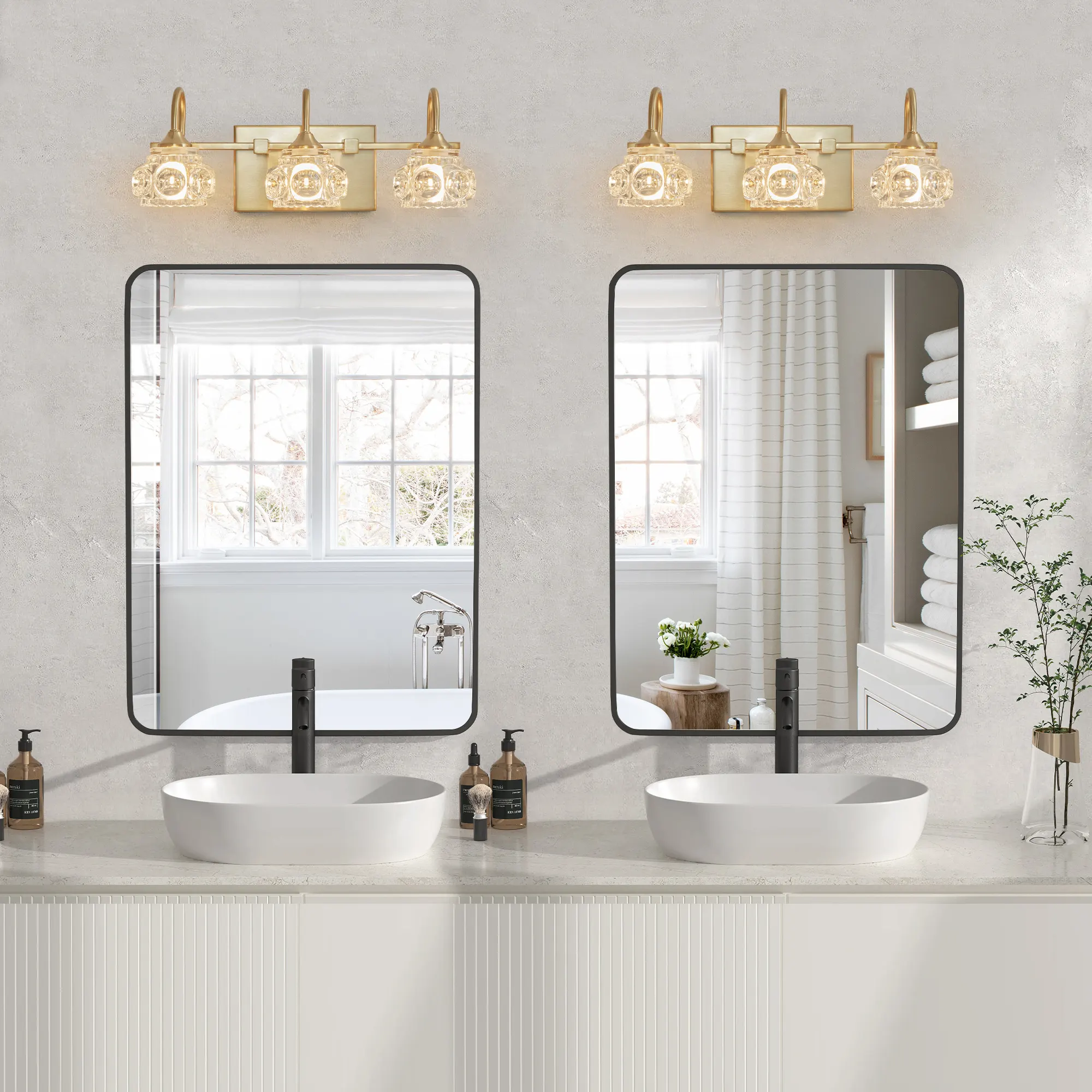 Modern Gold 3-Light Clear Glass Vanity Light, 17 in, image 4 of 7